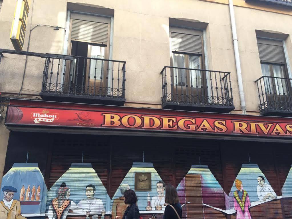 Hostal Los Perales Madrid Bagian luar foto Bodega in Madrid
