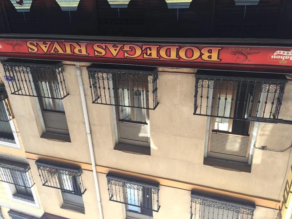 Hostal Los Perales Madrid Bagian luar foto Bodega Rivas